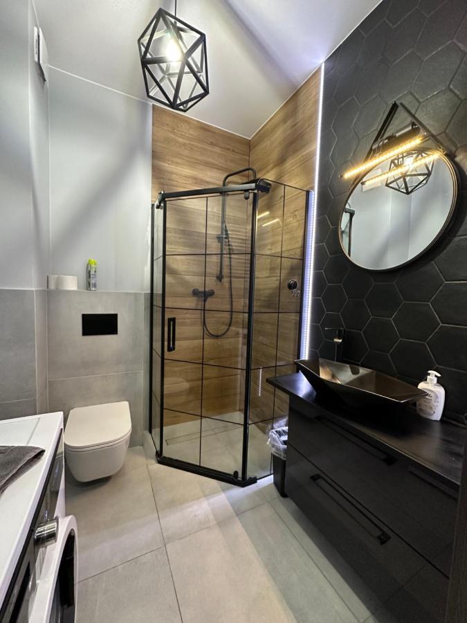 Homely Apartment Ζιελόνα Γκόρα Εξωτερικό φωτογραφία